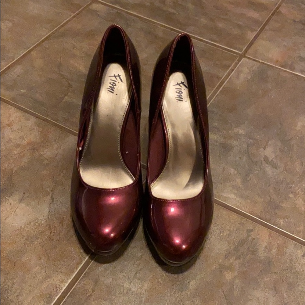 fioni heels